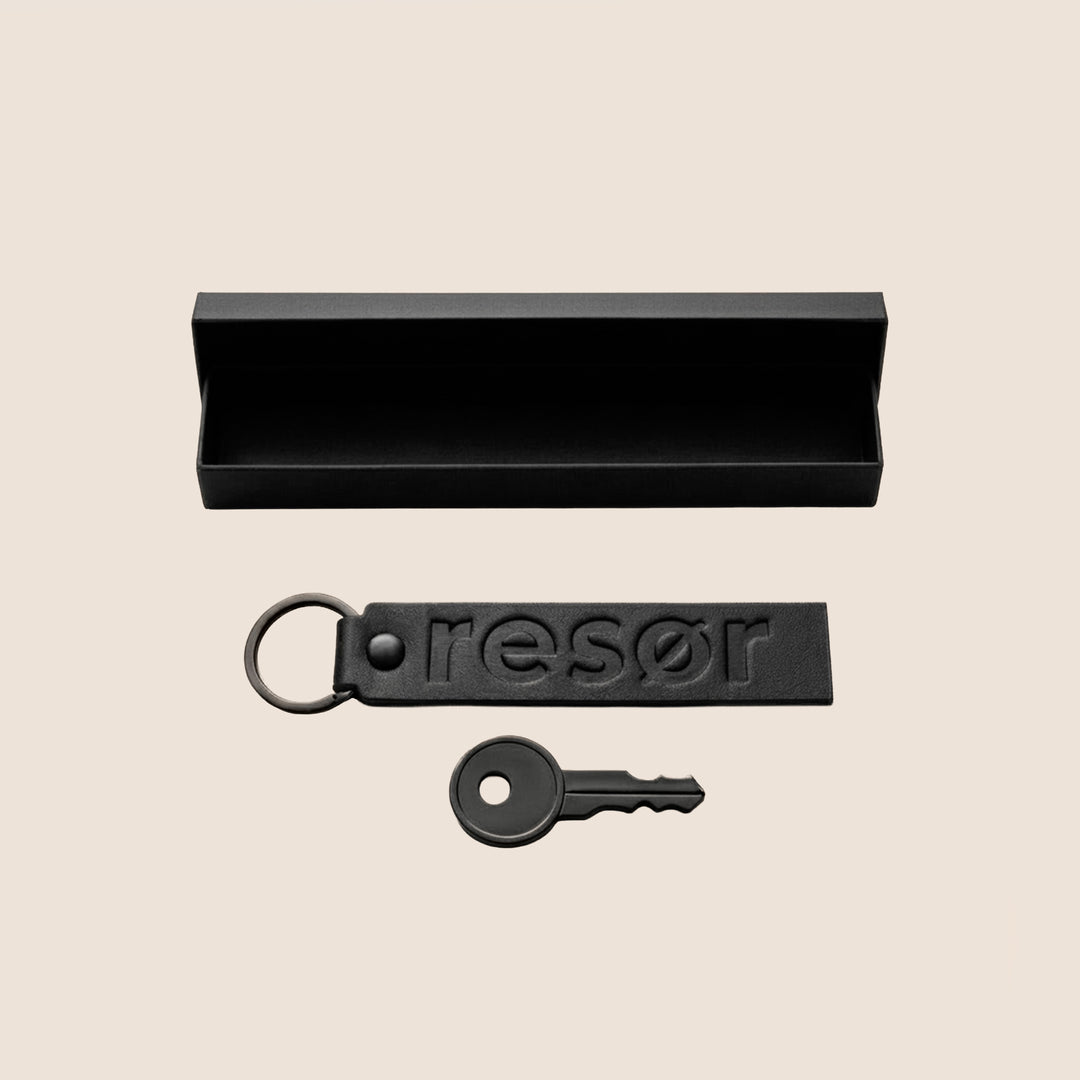 resør Leather Keychain