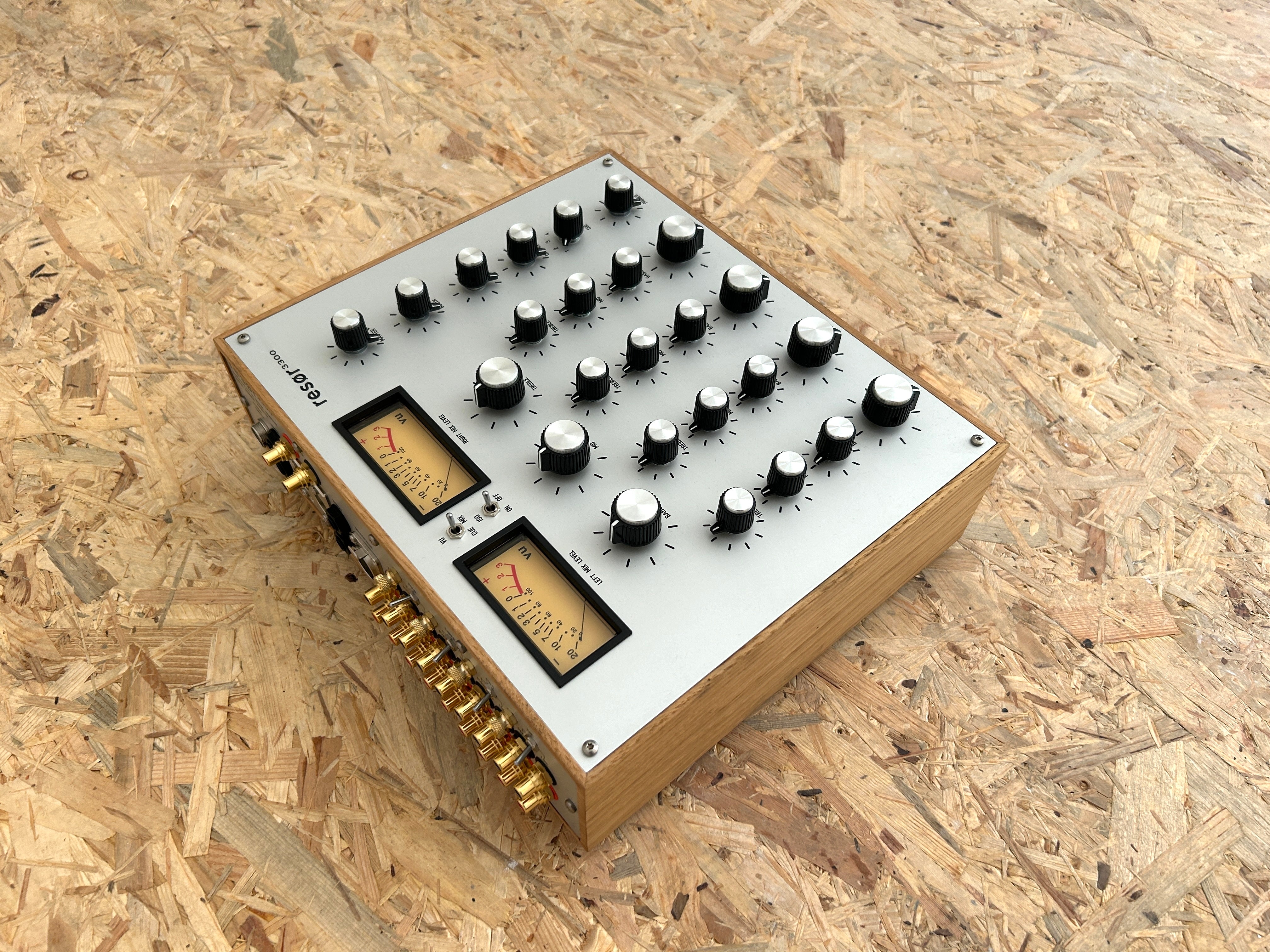 resør 3300 Oak/Silver (Stock) – resør electronics