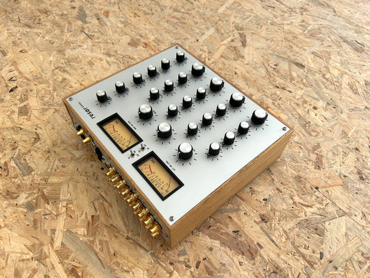 resør 3300 Oak/Silver (Stock)