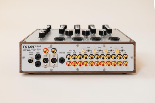 Eric Hilton / Trust a Thief