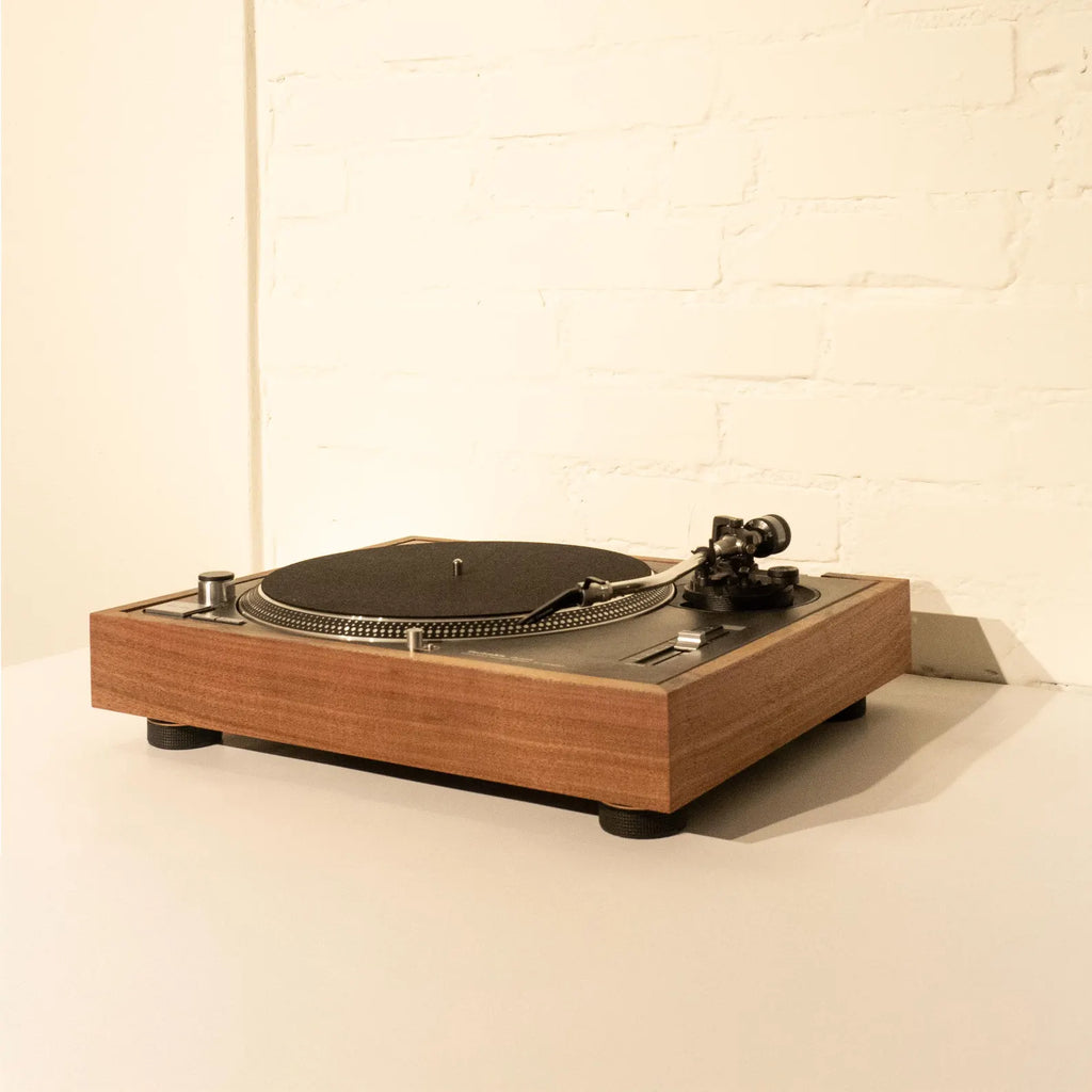 Technics SL 1200/1210 MK2/MK3 Wooden Plinth – resør electronics Technics SL 1200/1210 MK2/MK3 Wooden Plinth – resør electronics