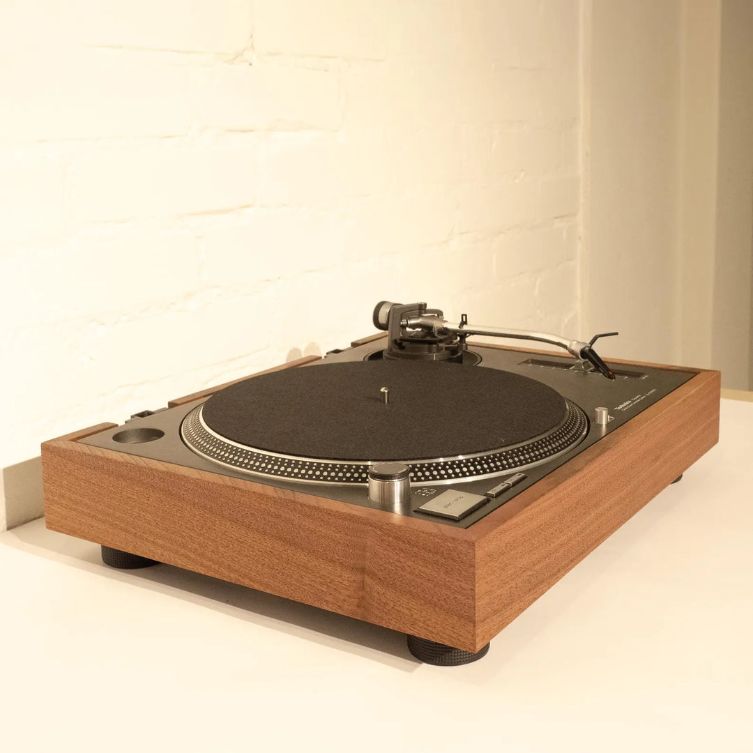 Technics SL 1200/1210 MK2/MK3 Wooden Plinth – resør electronics Technics SL 1200/1210 MK2/MK3 Wooden Plinth – resør electronics
